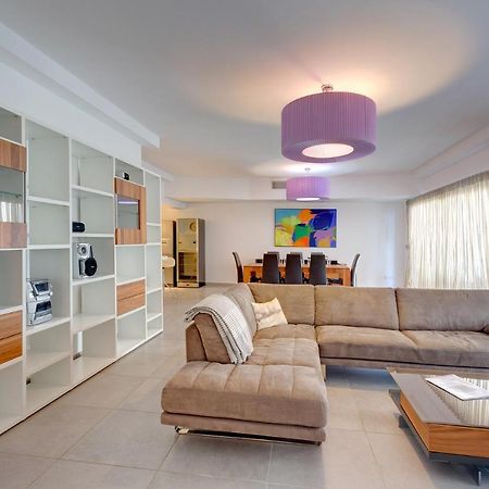 Seaview Apartment In Fort Cambridge, Sliema Exterior photo